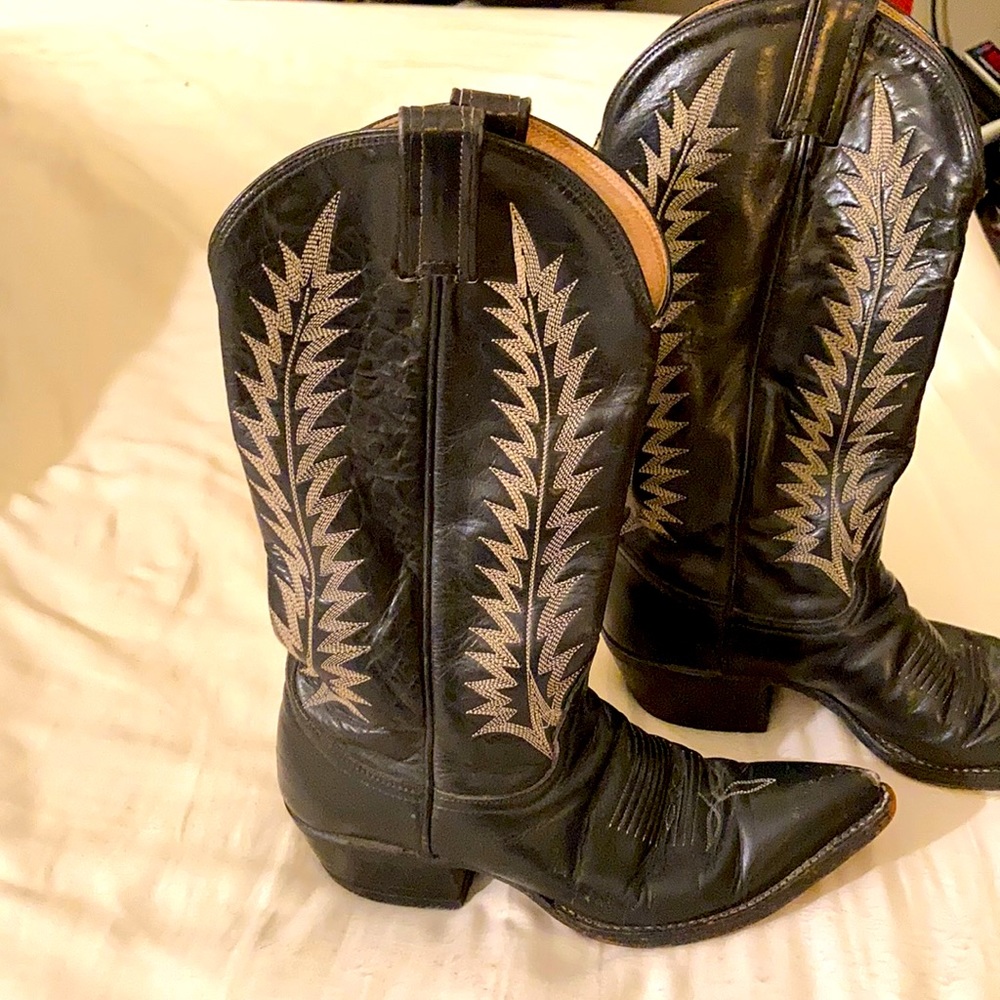 Tony Lama cow girl boots